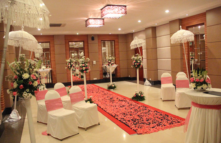 Indoor wedding venue provides at the Grand Mirage's ballroom