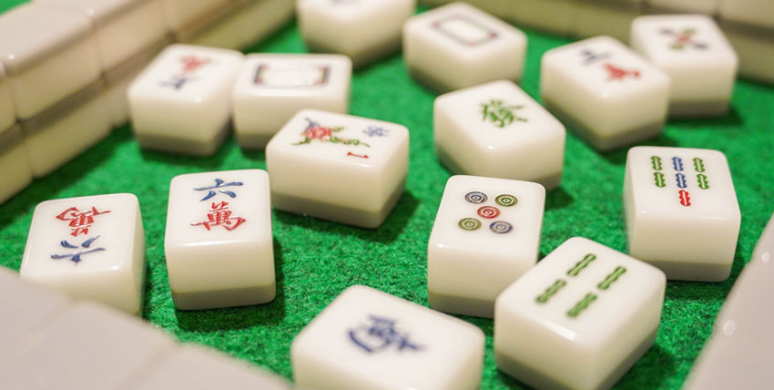 Provides Mahjong room located at the Games Lounge